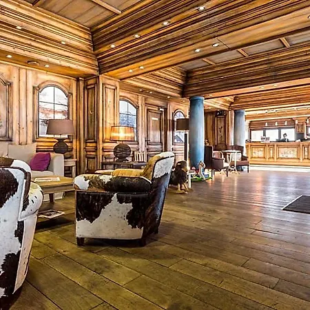 Szálloda Pierre & Premium Les Hauts Bois 4*