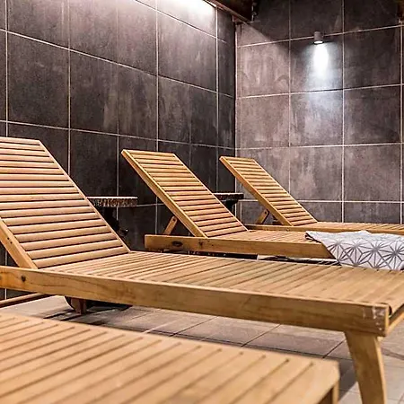 Pierre & Premium Les Hauts Bois Szálloda 4*